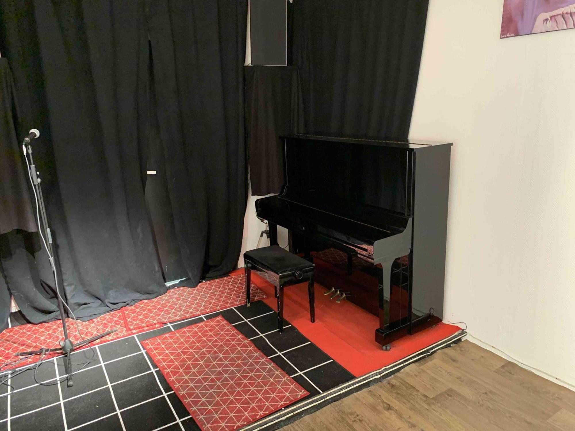 La Maison Des Artistes ลาเวอลาเนต์ ภายนอก รูปภาพ